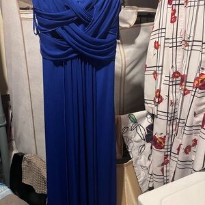 It is an evening dress maxi and good quality